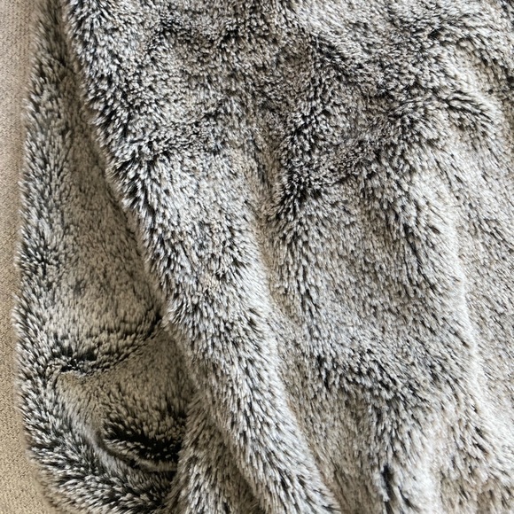 Infinity Scarf - Picture 4 of 4